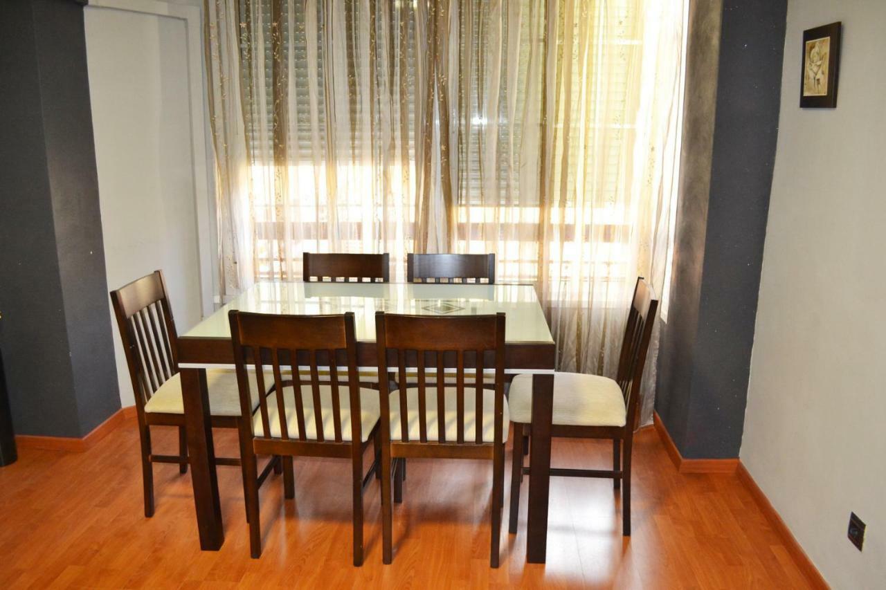Apartamento Acogedor, Excelente Ubicacion, 10 Min Centro Apartment Seville Exterior photo
