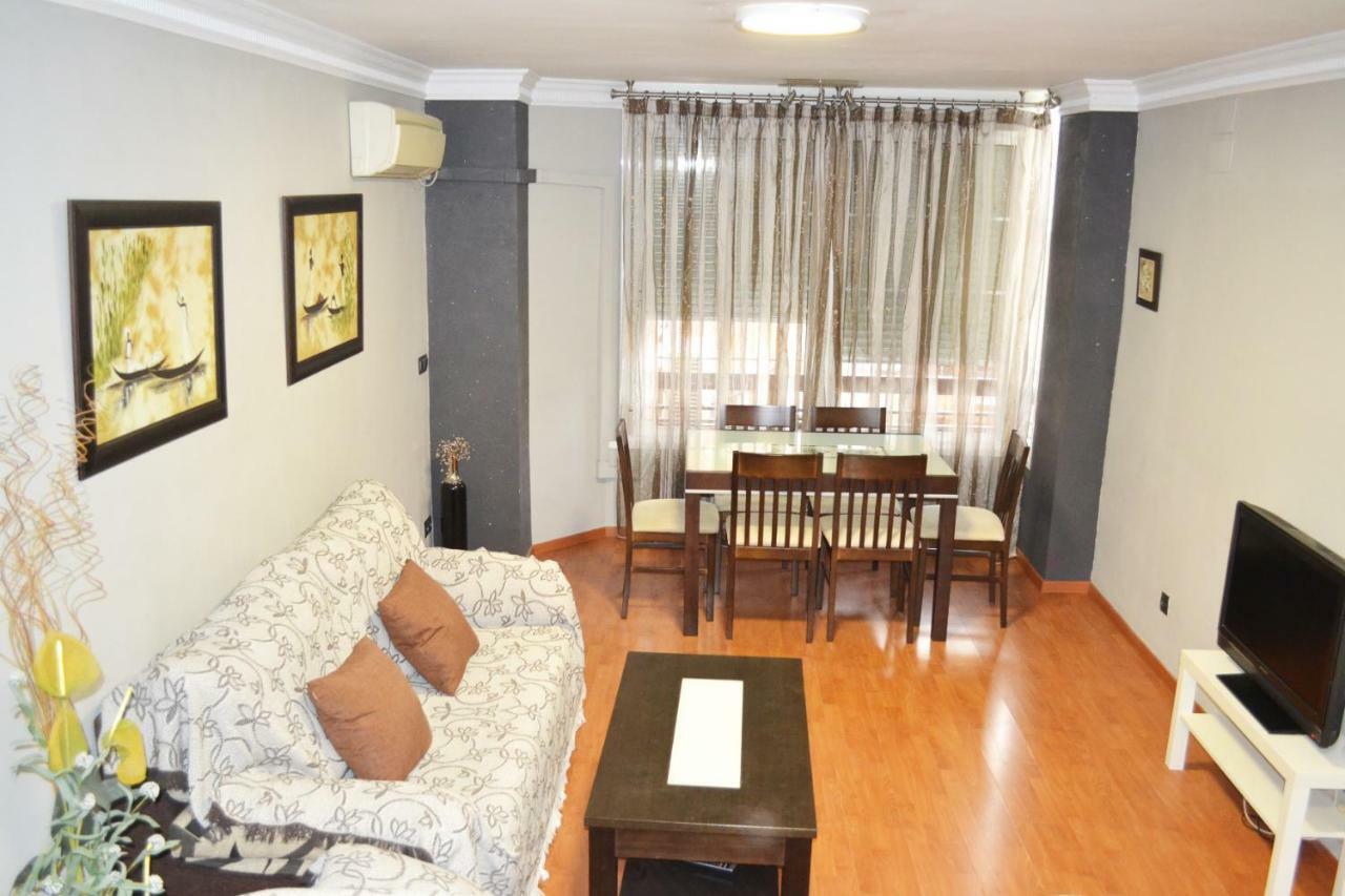 Apartamento Acogedor, Excelente Ubicacion, 10 Min Centro Apartment Seville Exterior photo
